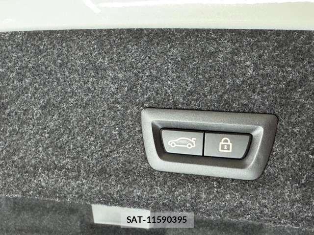 Bmw 3 SERIES 2019-03 7215267-17