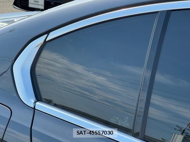 Bmw 3 SERIES 2019-11 7215282-14