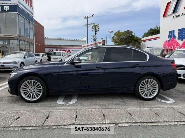 Bmw 3 SERIES 2018-01 7215265-1