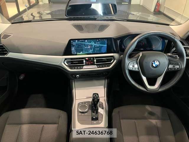 Bmw 3 SERIES 2019-04 7215266-12