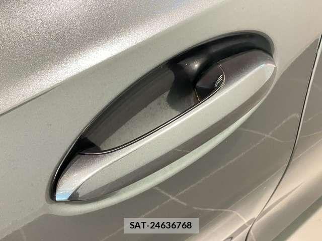 Bmw 3 SERIES 2019-04 7215266-19