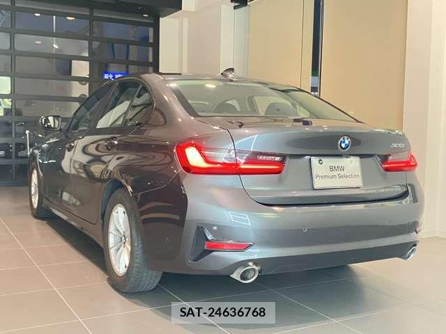 Bmw 3 SERIES 2019-04 7215266-6