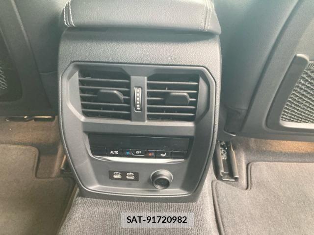 Bmw 3 SERIES 2019-12 7215278-12