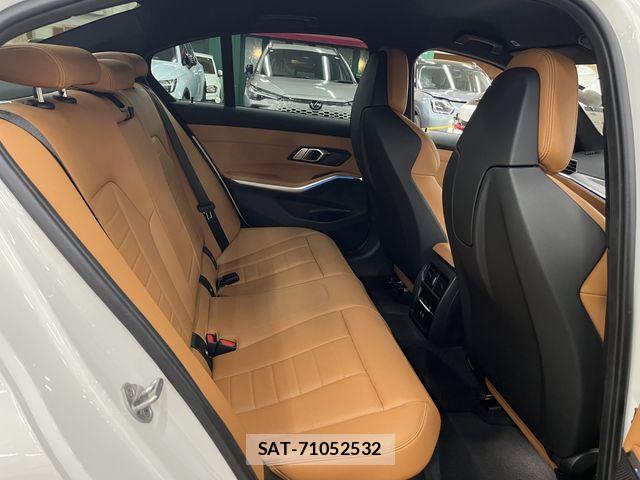 Bmw 3 SERIES 2023-08 7215289-4