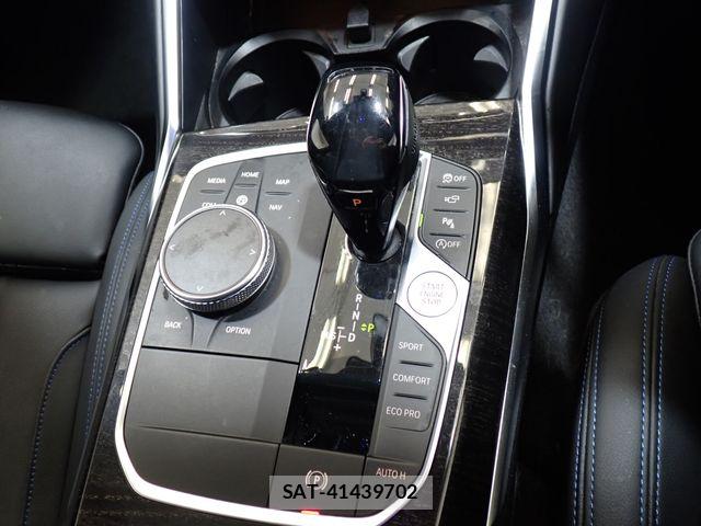 Bmw 3 SERIES 2019-07 7271582-15