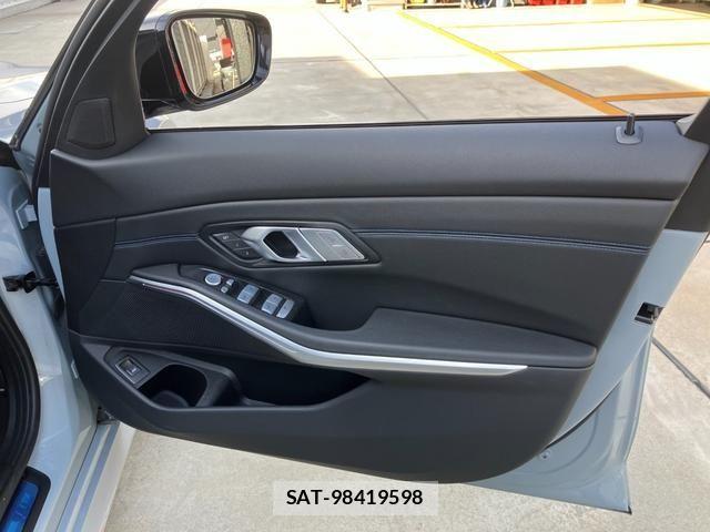 Bmw 3 SERIES 2025-09 7325890-26
