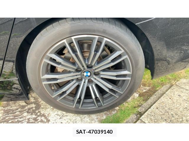 Bmw 3 SERIES 2019-03 7325896-18