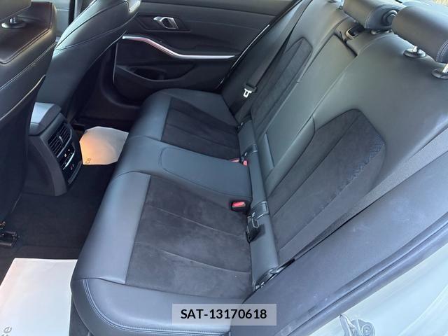 Bmw 3 SERIES 2024-08 7325888-11