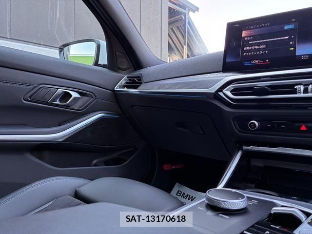 Bmw 3 SERIES 2024-08 7325888-23