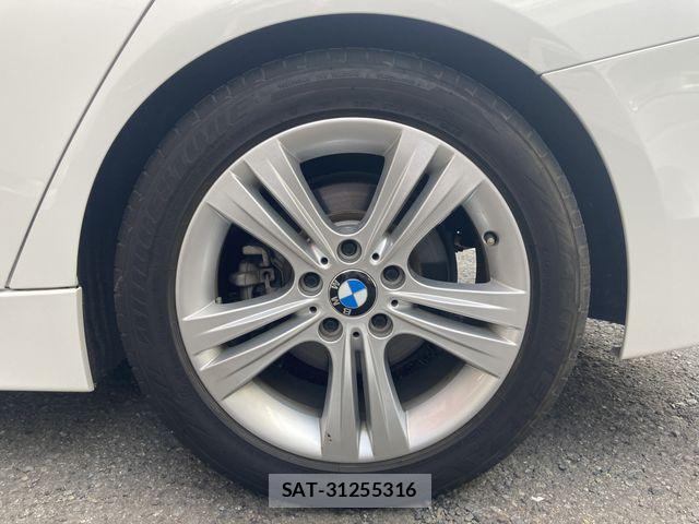 Bmw 3 SERIES 2017-05 7325895-13