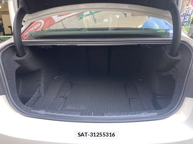 Bmw 3 SERIES 2017-05 7325895-23