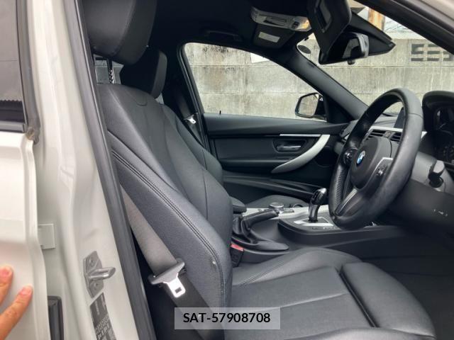 Bmw 3 SERIES 2018-03 7325894-13