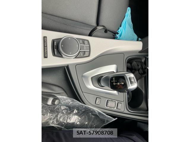 Bmw 3 SERIES 2018-03 7325894-17