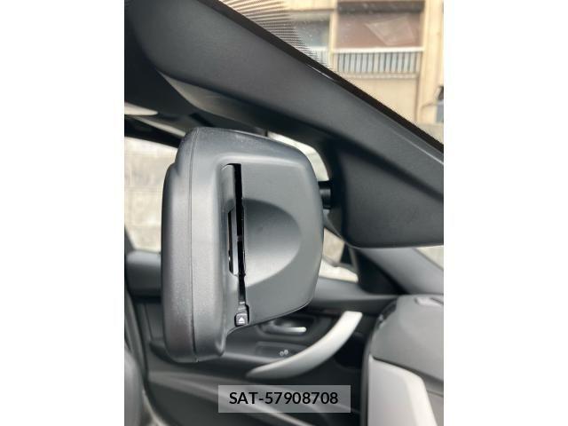 Bmw 3 SERIES 2018-03 7325894-19