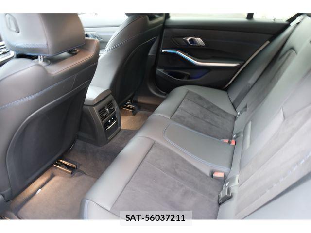 Bmw 3 SERIES 2022-06 7325889-12