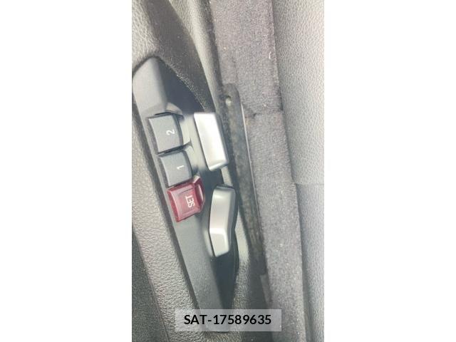 Bmw 3 SERIES 2017-08 7356983-27