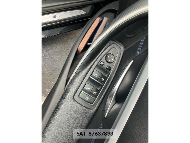 Bmw 3 SERIES 2017-10 7391480-11