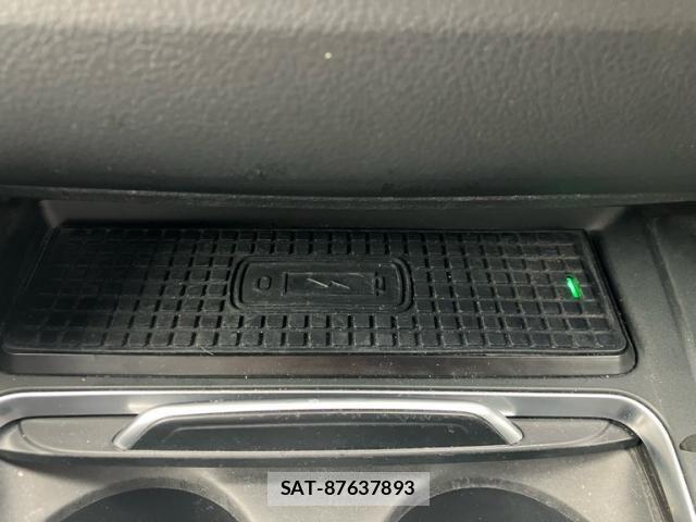 Bmw 3 SERIES 2017-10 7391480-25