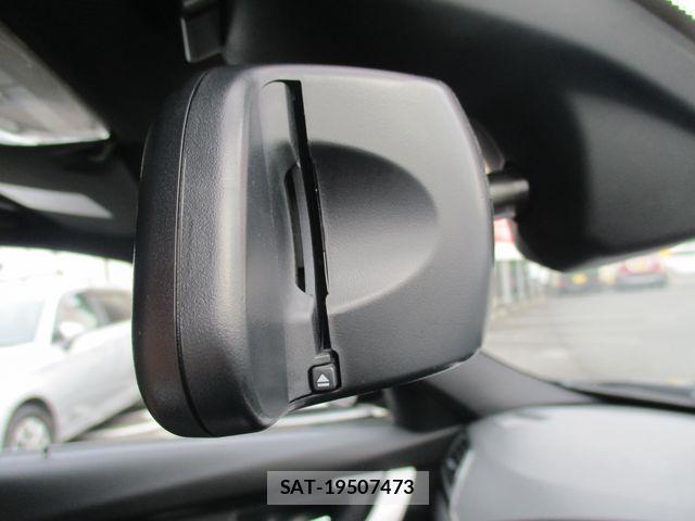 Bmw 3 SERIES 2017-06 7453148-21