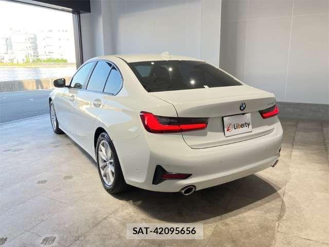 Bmw 3 SERIES 2019-07 7453144-11