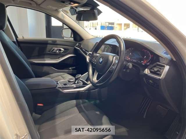Bmw 3 SERIES 2019-07 7453144-18