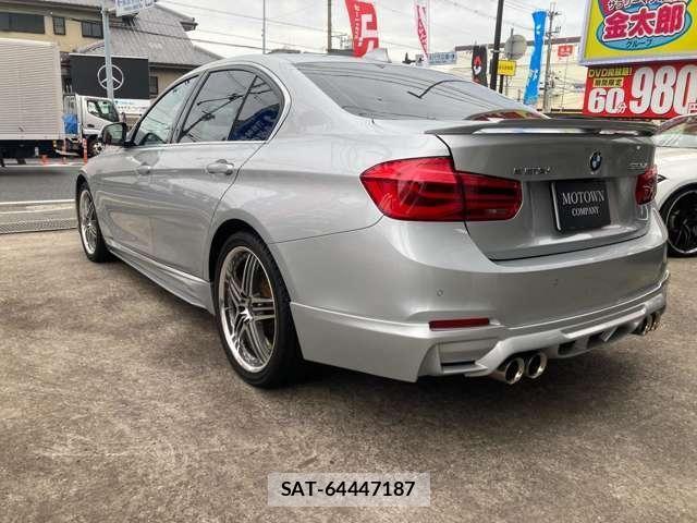 Bmw 3 SERIES 2017-04 7453142-26