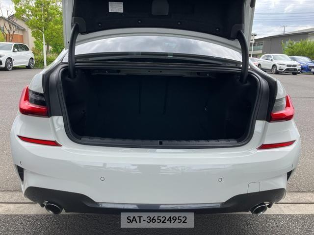 Bmw 3 SERIES 2019-06 7453136-9