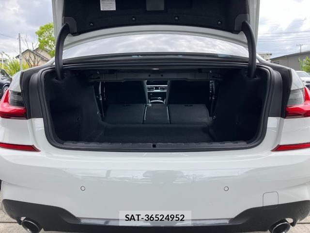 Bmw 3 SERIES 2019-06 7453136-10