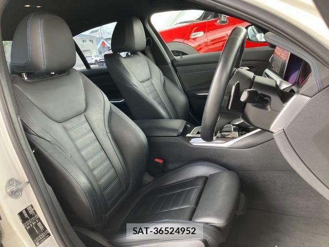 Bmw 3 SERIES 2019-06 7453136-11