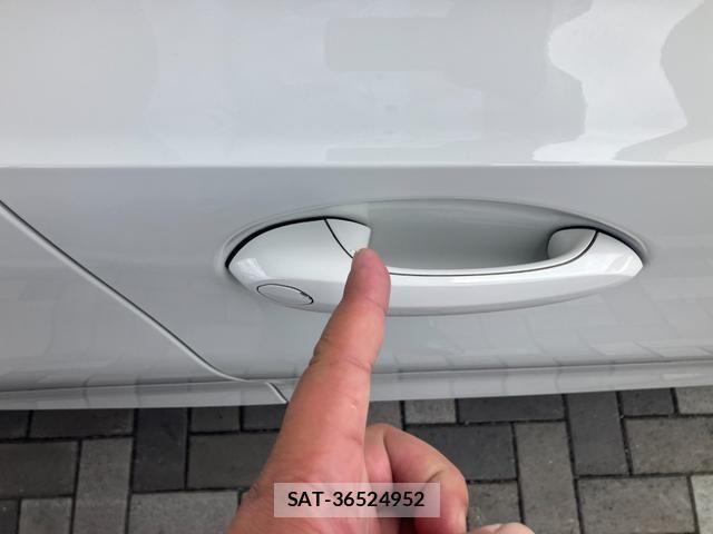 Bmw 3 SERIES 2019-06 7453136-6