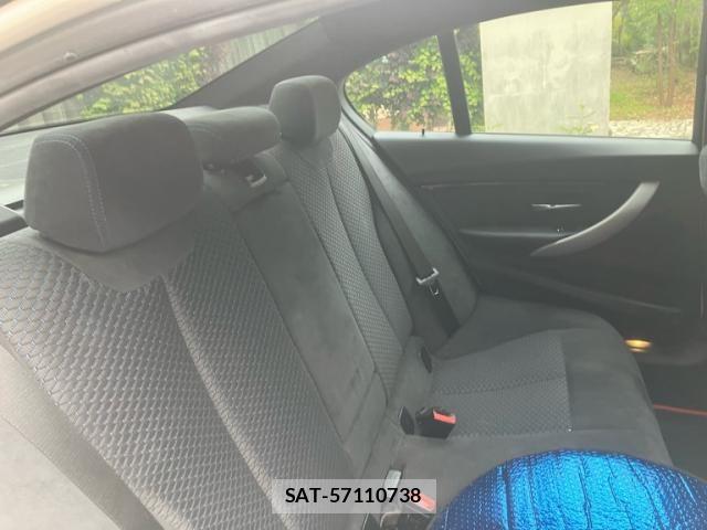 Bmw 3 SERIES 2017-06 7499677-23