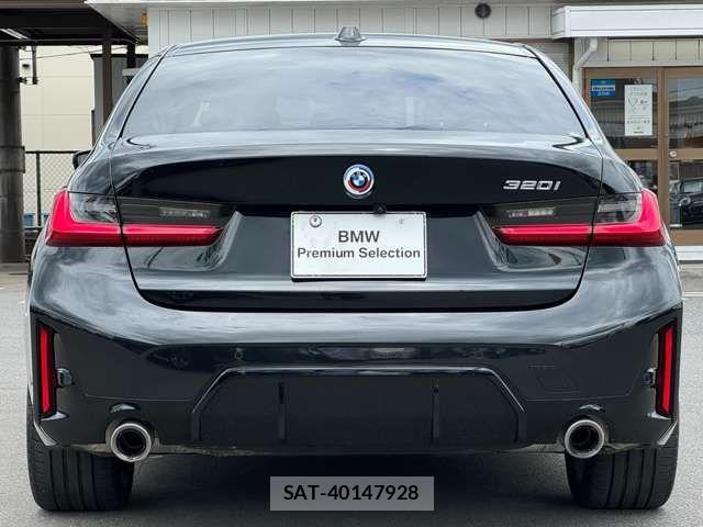 Bmw 3 SERIES 2023-02 7508219-9
