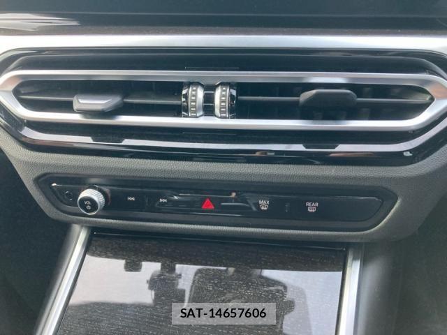 Bmw 3 SERIES 2022-10 7561872-18
