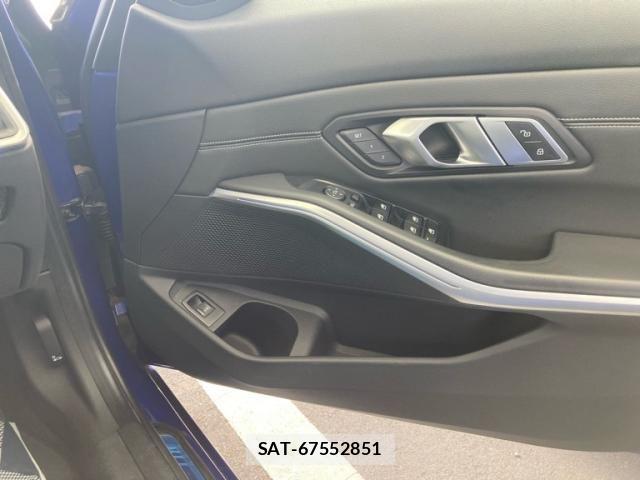 Bmw 3 SERIES 2019-08 7615194-17
