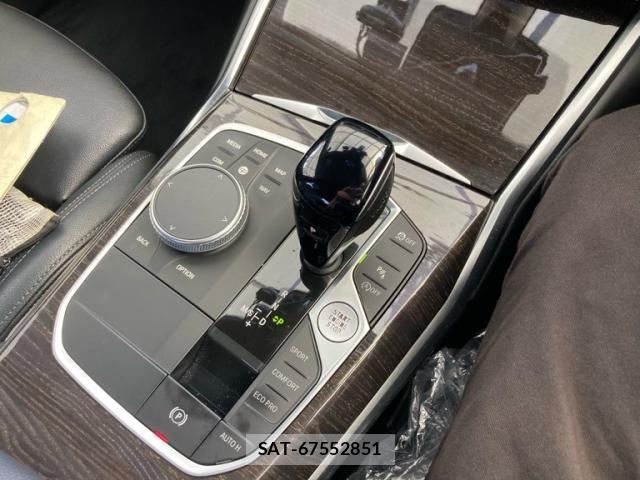 Bmw 3 SERIES 2019-08 7615194-23