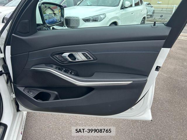 Bmw 3 SERIES 2021-06 7615185-14