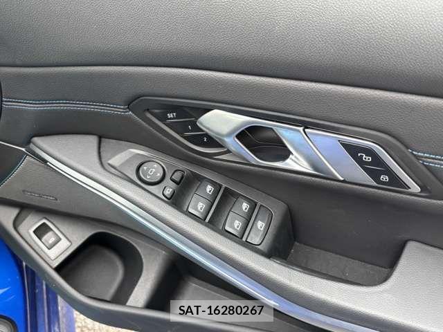 Bmw 3 SERIES 2023-04 7721294-9
