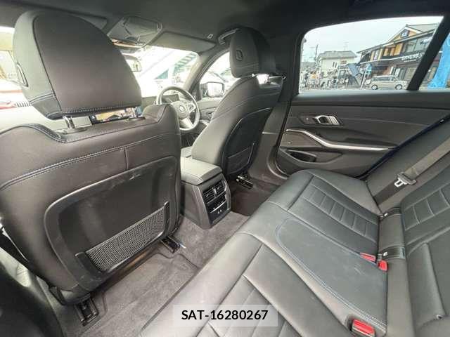 Bmw 3 SERIES 2023-04 7721294-3