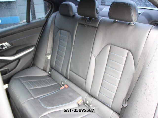 Bmw 3 SERIES 2019-07 7721317-4
