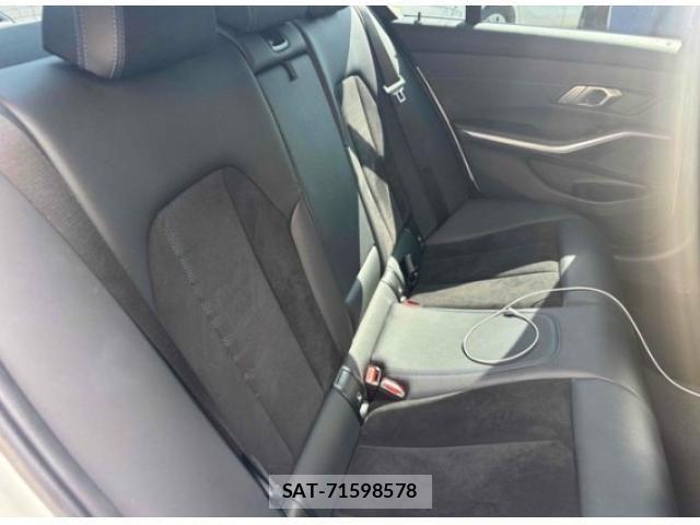 Bmw 3 SERIES 2022-01 7721315-6