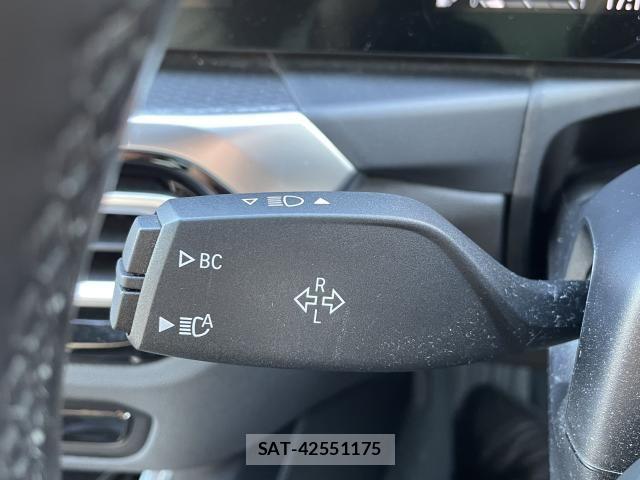 Bmw 3 SERIES 2023-06 7721302-8