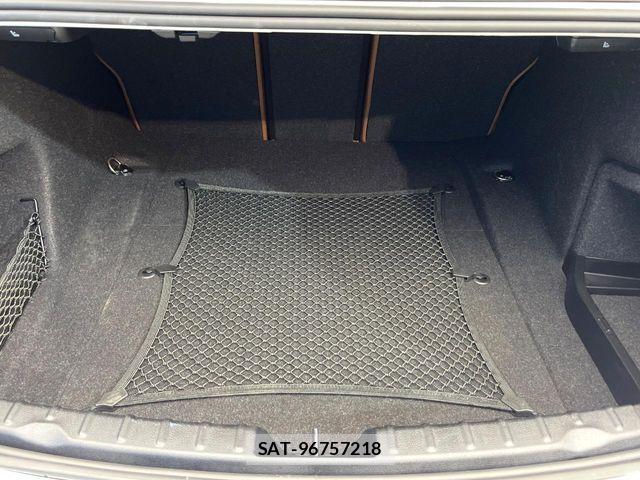 Bmw 3 SERIES 2017-03 7721322-12