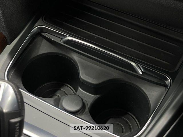 Bmw 3 SERIES 2017-08 7721325-17
