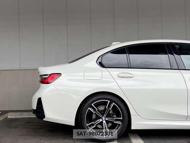 Bmw 3 SERIES 2023-07 7721300-23