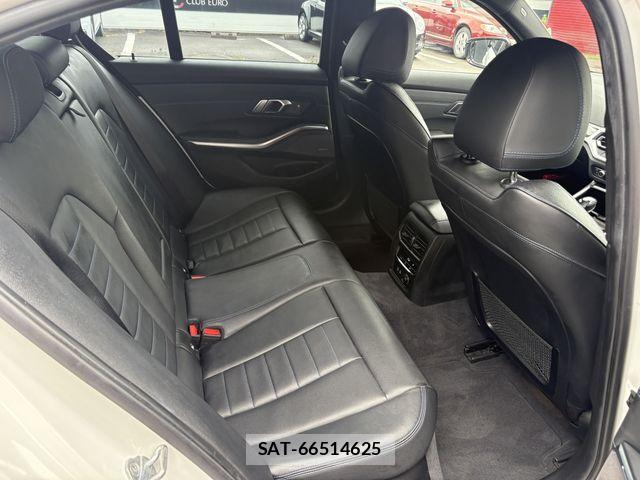Bmw 3 SERIES 2019-06 7721321-6