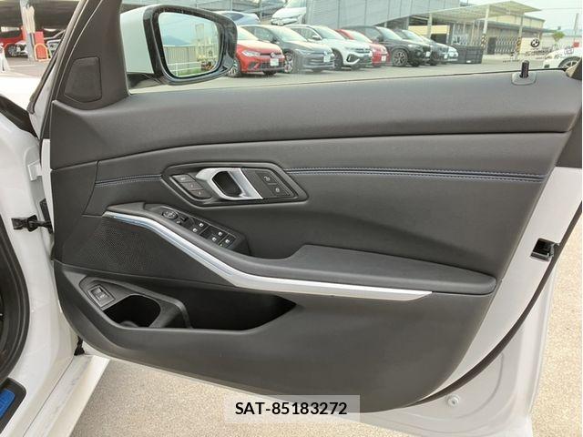 Bmw 3 SERIES 2024-10 7782897-11