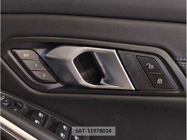 Bmw 3 SERIES 2025-06 7782901-21