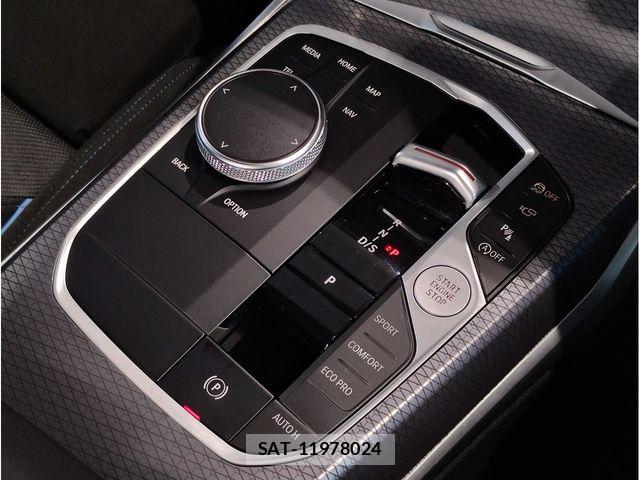 Bmw 3 SERIES 2025-06 7782901-23