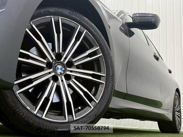Bmw 3 SERIES 2021-04 7782889-18
