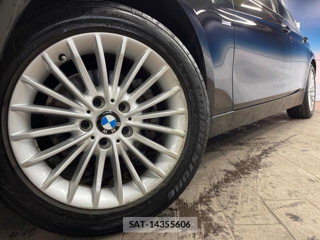 Bmw 3 SERIES 2018-08 7782884-14